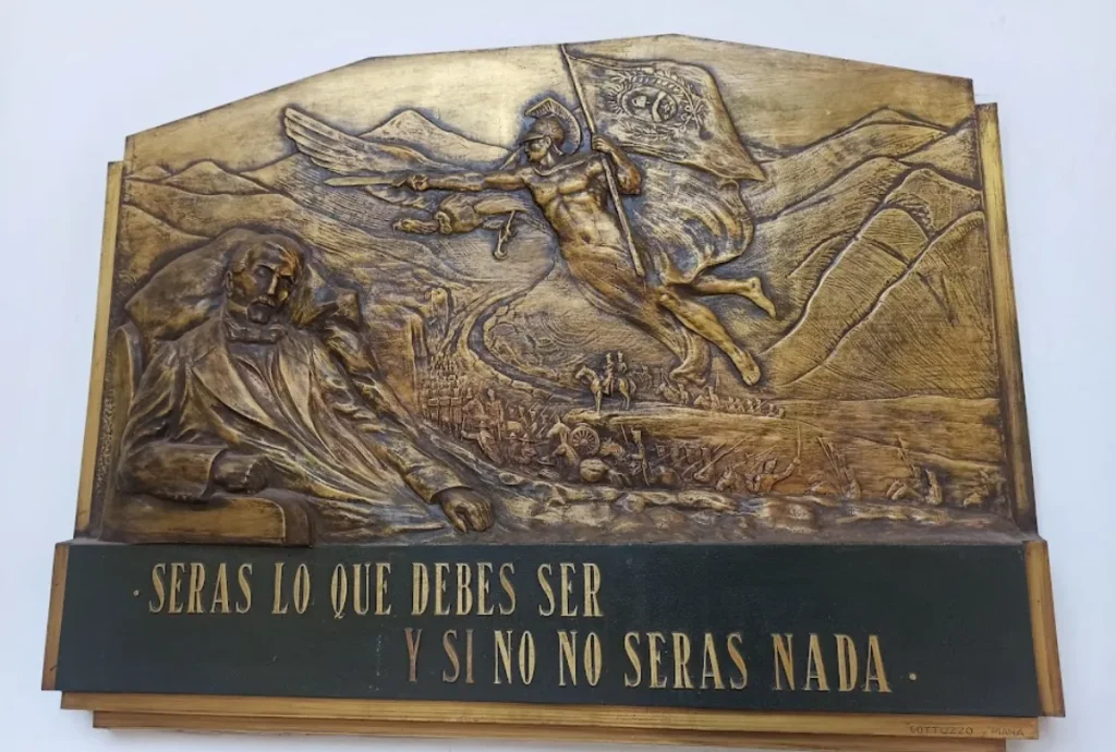 Placa expuesta en el Museo del Pasado Cuyano