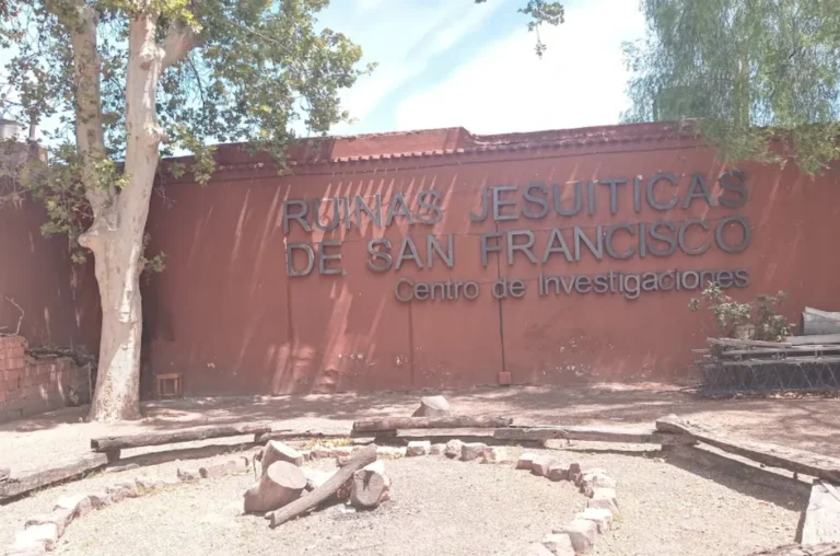 Descubre las Ruinas Jesuíticas de San Francisco Mendoza: Un viaje en el tiempo con mucha historia y un toque de Magia